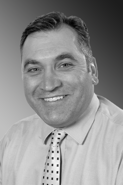 dr-charlie-bw Meet The Team